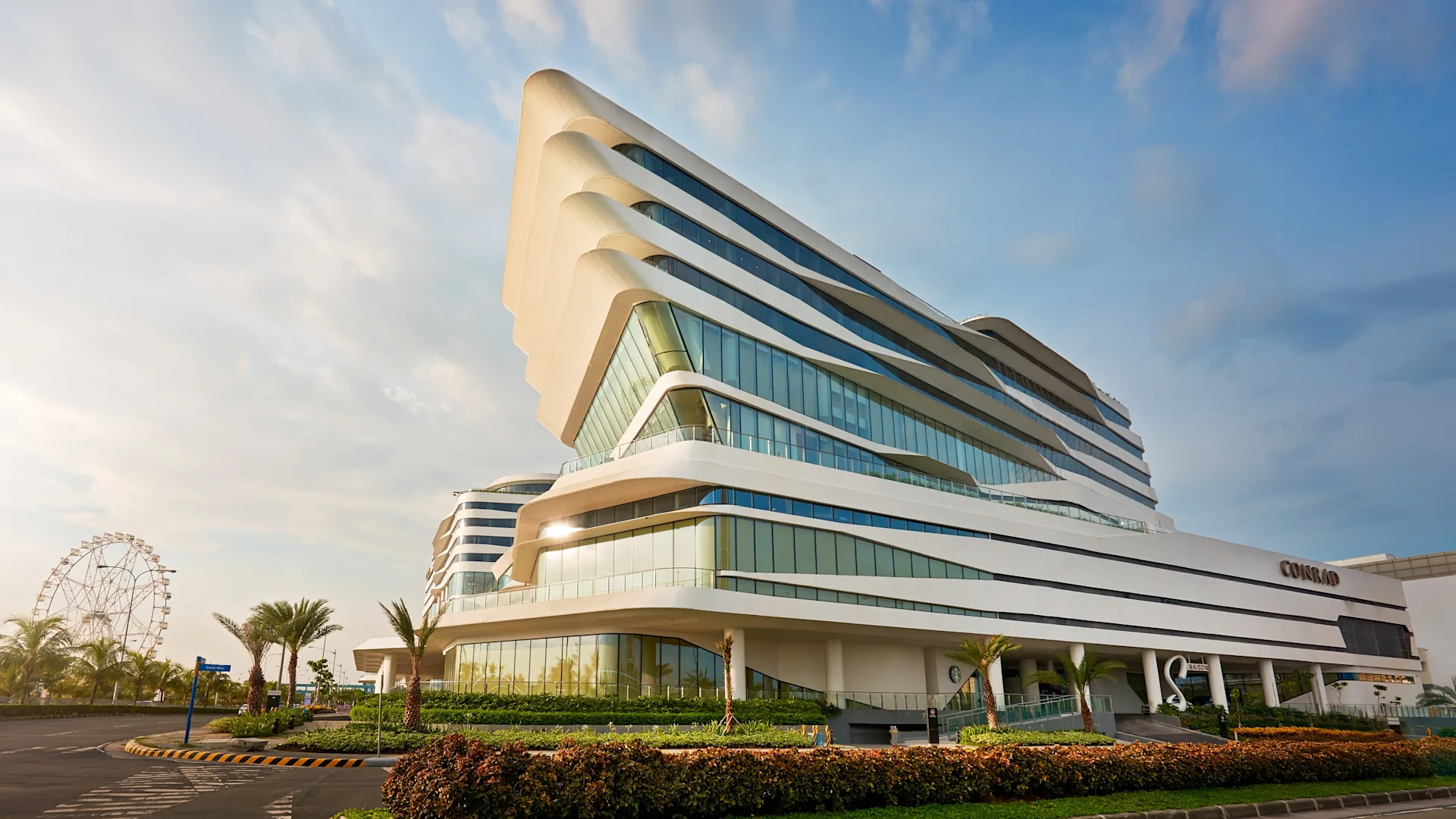 Conrad Manila (Pasay, Metro Manila)